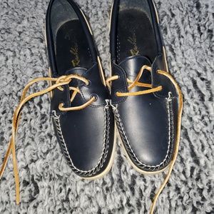 Ladies ramblers moccasins. Genuine Leather 9